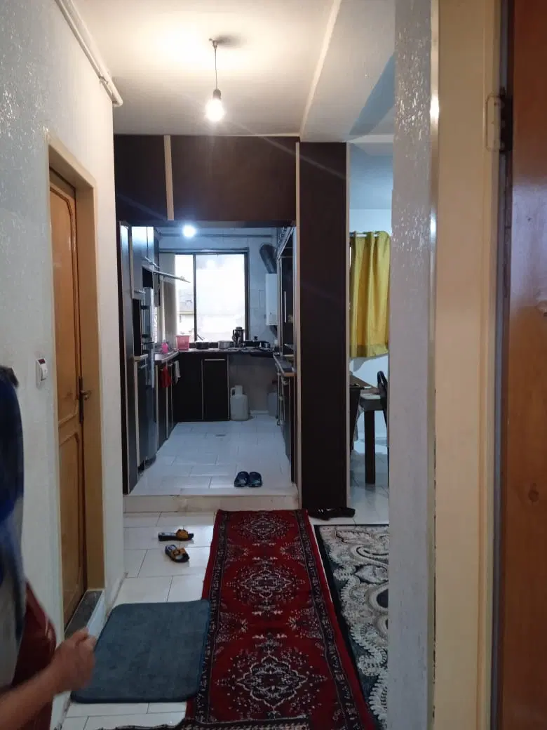 آپارتمان ۲خواب دارای اسپیلت گازرومیزی هود آیفون
