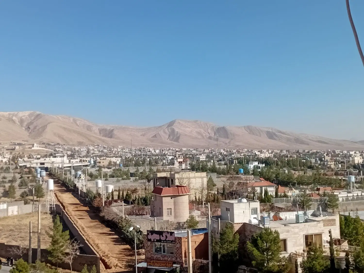 زمین۲۲۰متری باپروانه ساخت بروز فاز۱