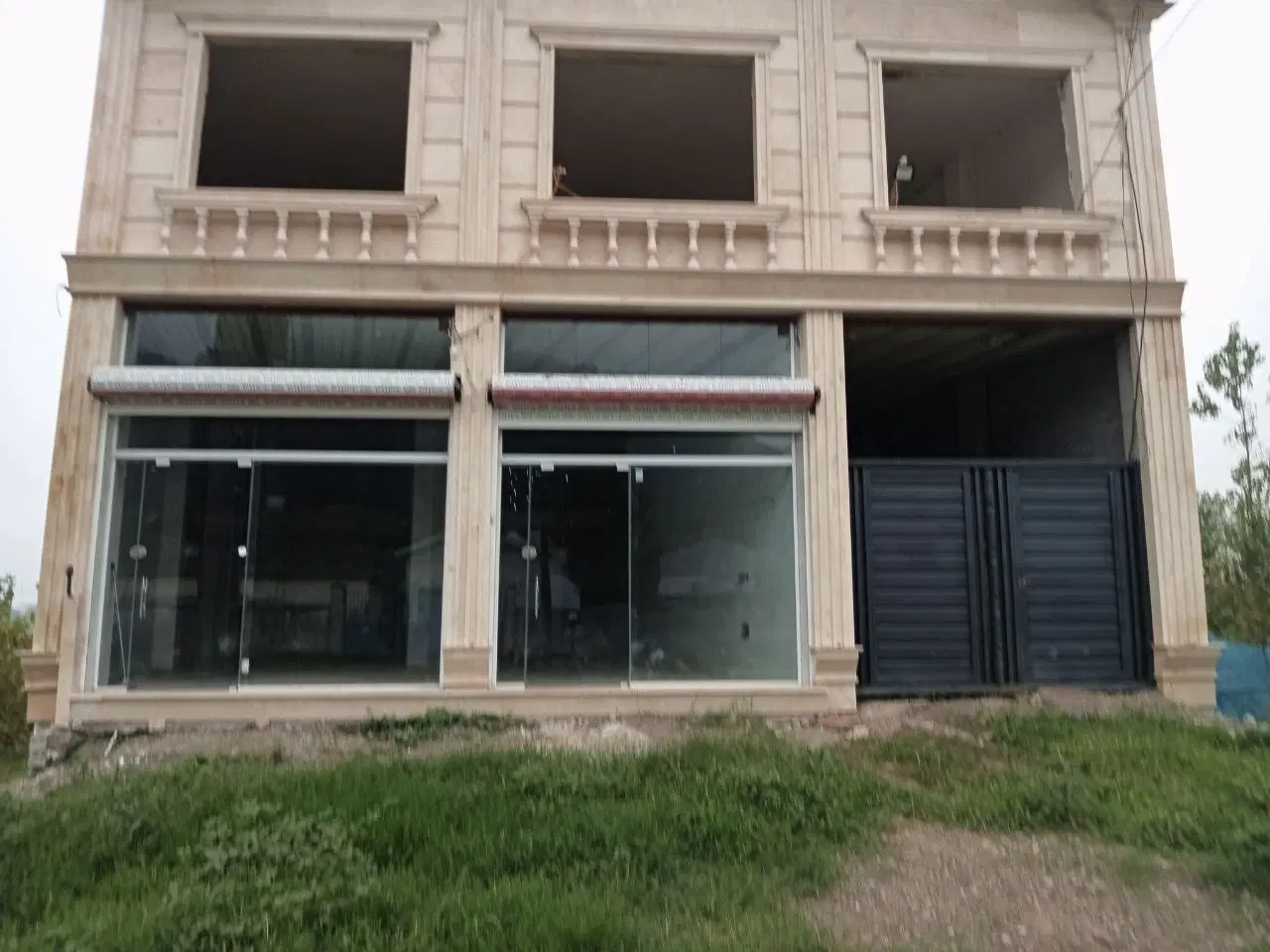 فروش دو باب مغازه (کوه بنه)