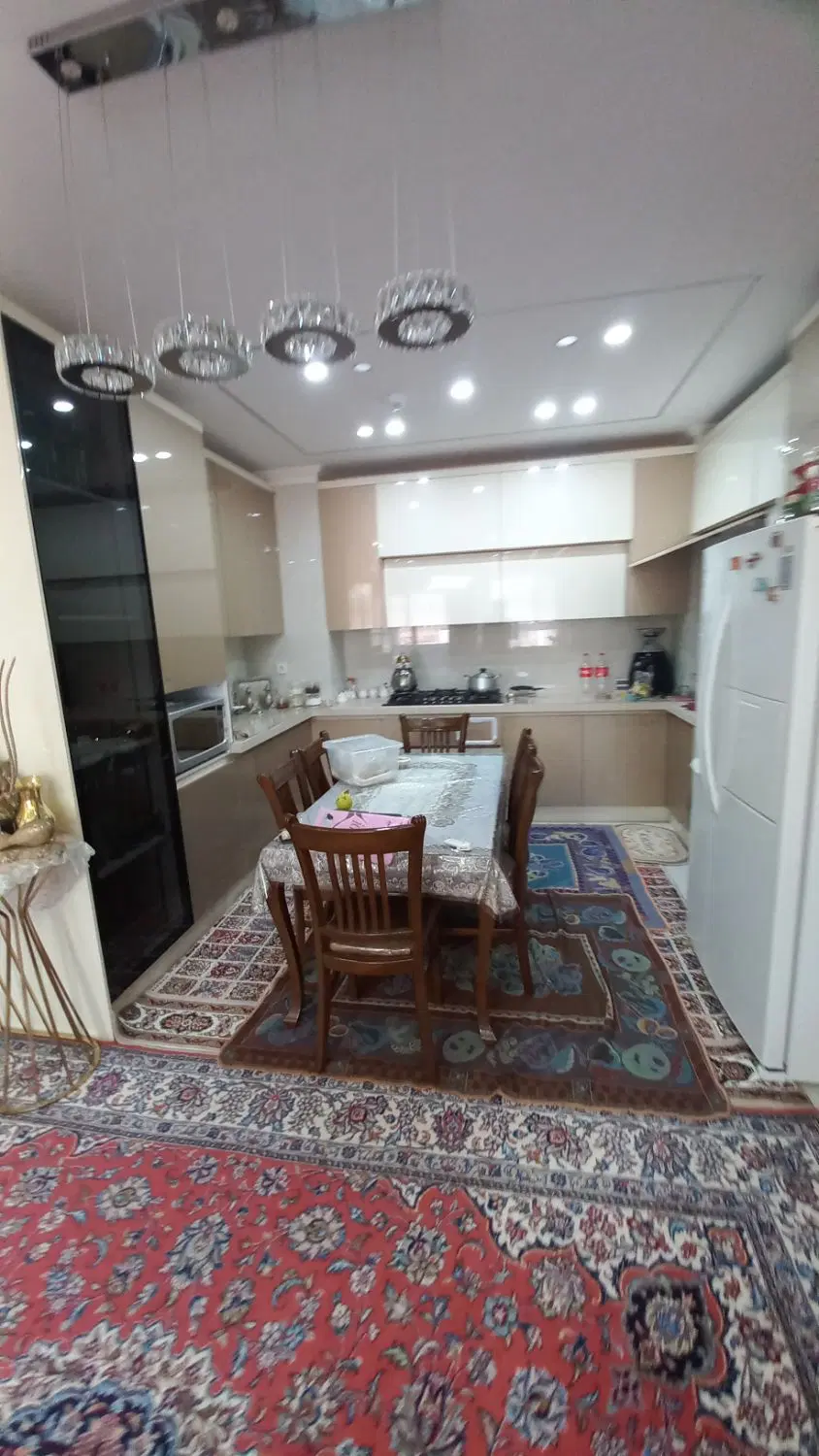 آپارتمان ۱۱۴ متری