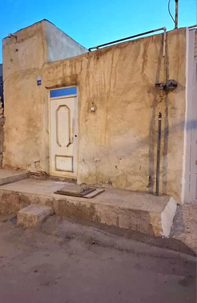 خانه واقع در بیست متری شهرداری