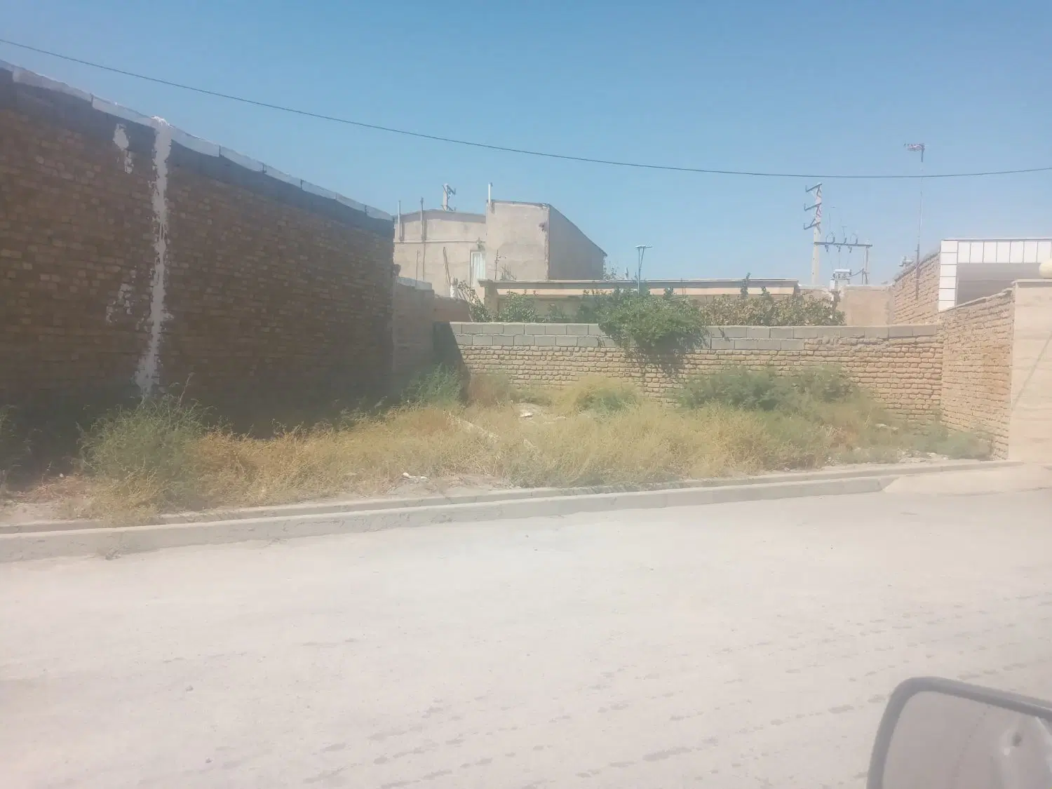 ۷۰متر زمین قلفتی مناسب تجاری مسکونی نجم اباد