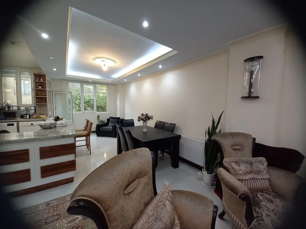 آپارتمان تک واحدی