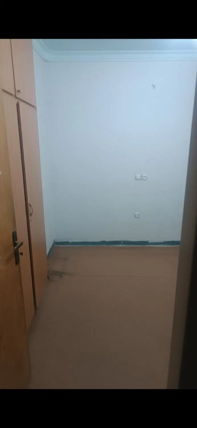 واحد امید اکباتان سال ساخت ۷۵