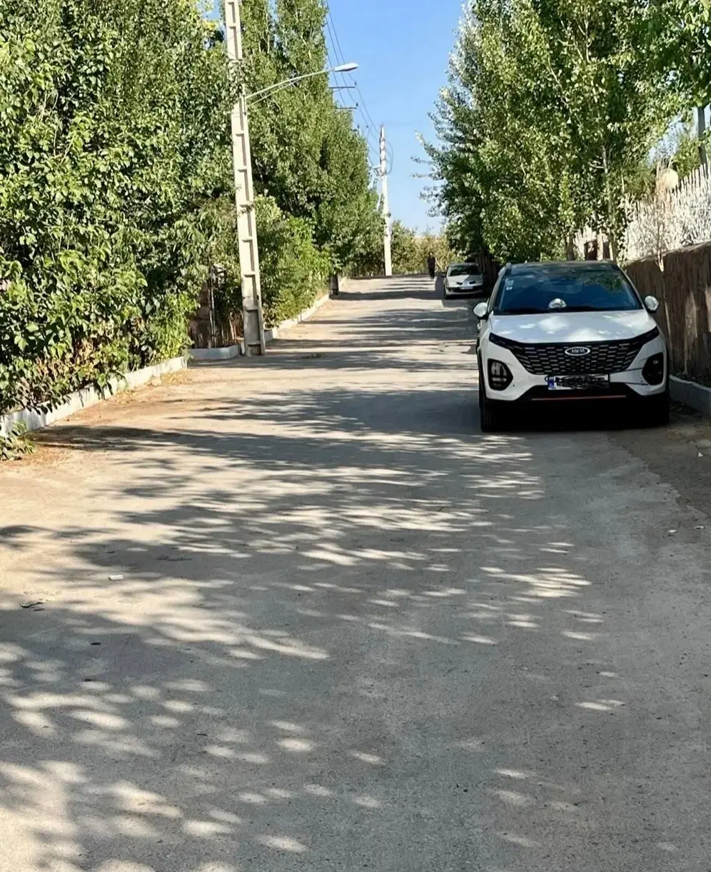 زمین ۱۰۰۰ متری چهاردیواری با تمام امتیازات