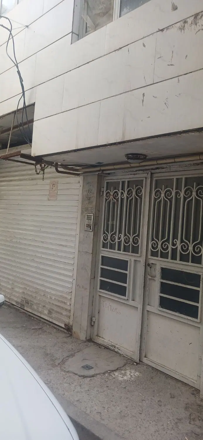 همکف۱۰۰متری یک خواب بامغازه شهرک حجت