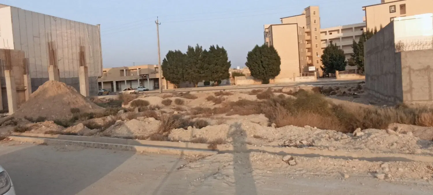 زمین تجاری مسکونی172متر فاز سه کنار بازارچه