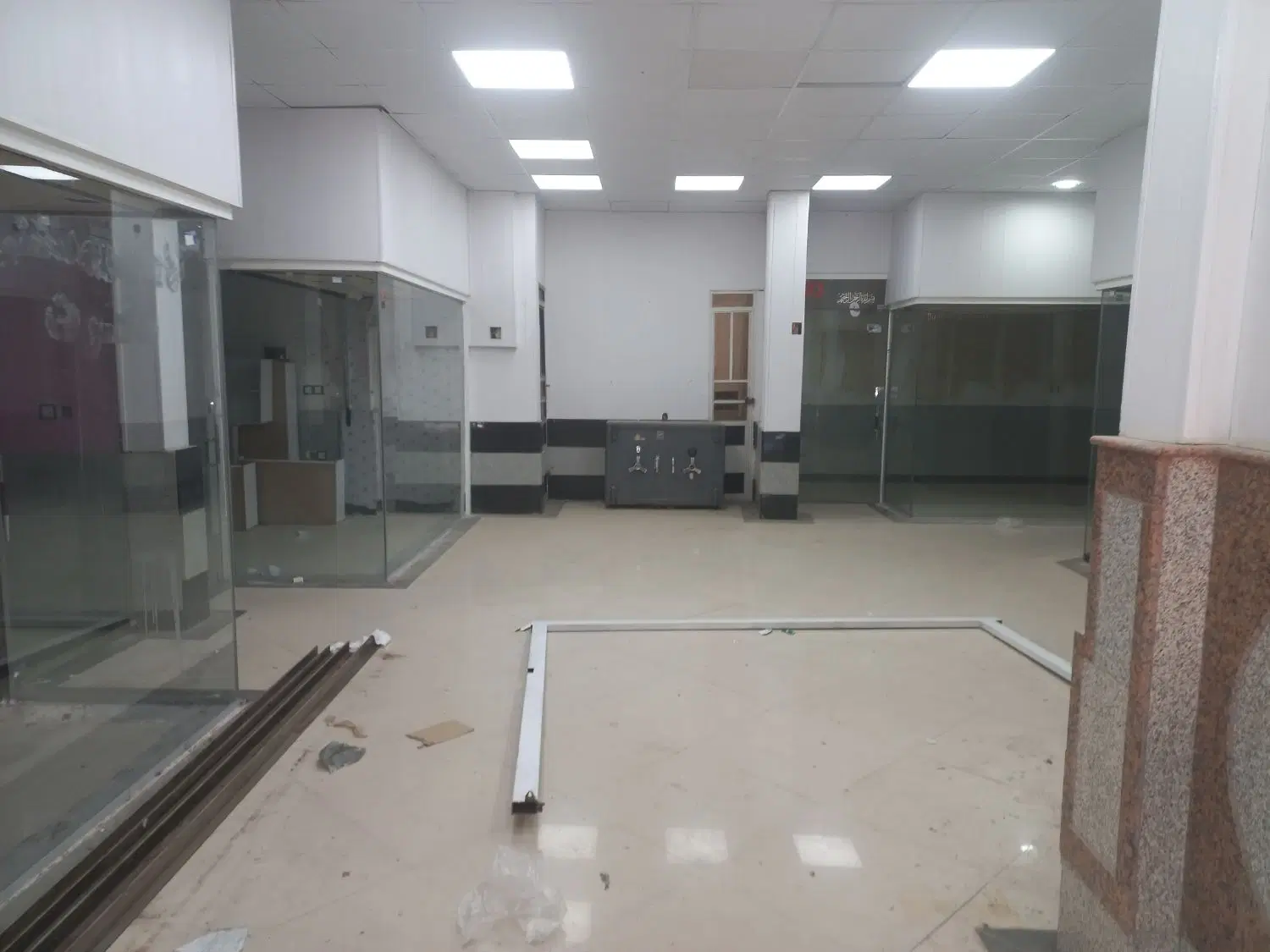 مغازه با امنیت بالا قیمت مناسب قلب الشتر بروجردی