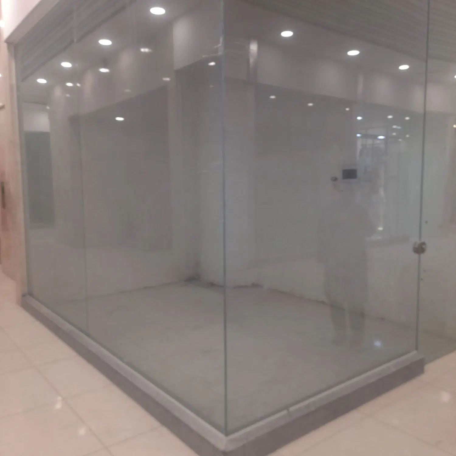 اجاره یک باب مغازه تجاری