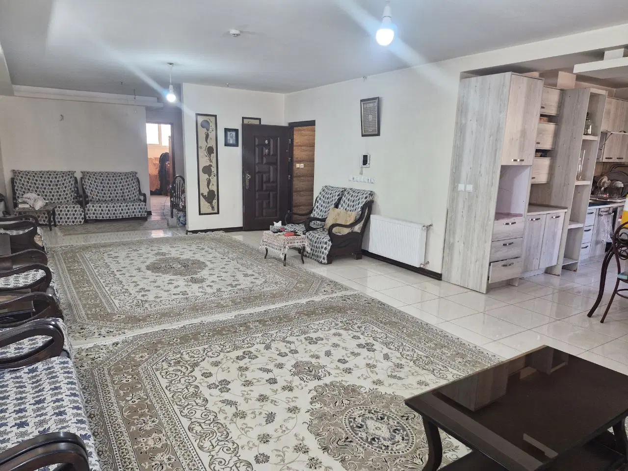 آپارتمان تک واحدی بهترین لوکیشن شهرک کاوه