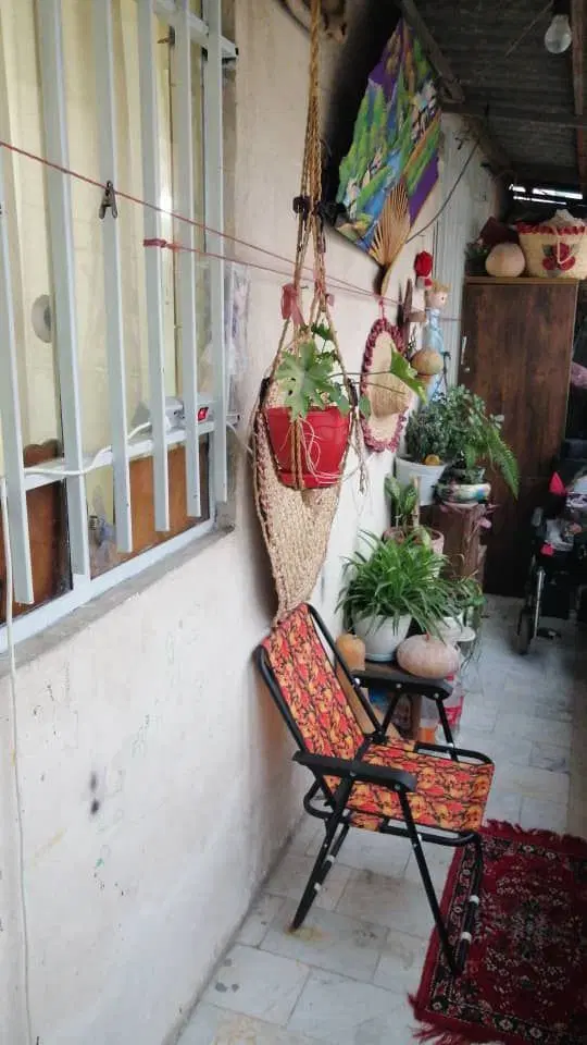 ۴۴ متری دارای پارکینگ ، آسانسور ، بالکن