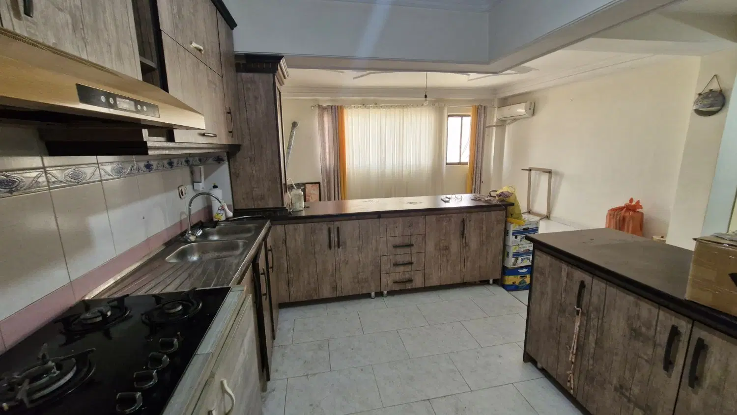 سوئیت پارکینگ دار _ گلستان