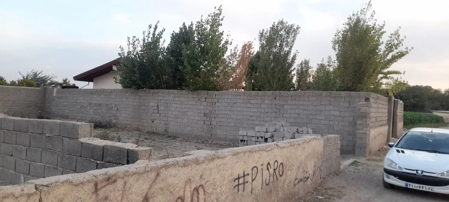 زمین دیوار کشی شده قلفتی