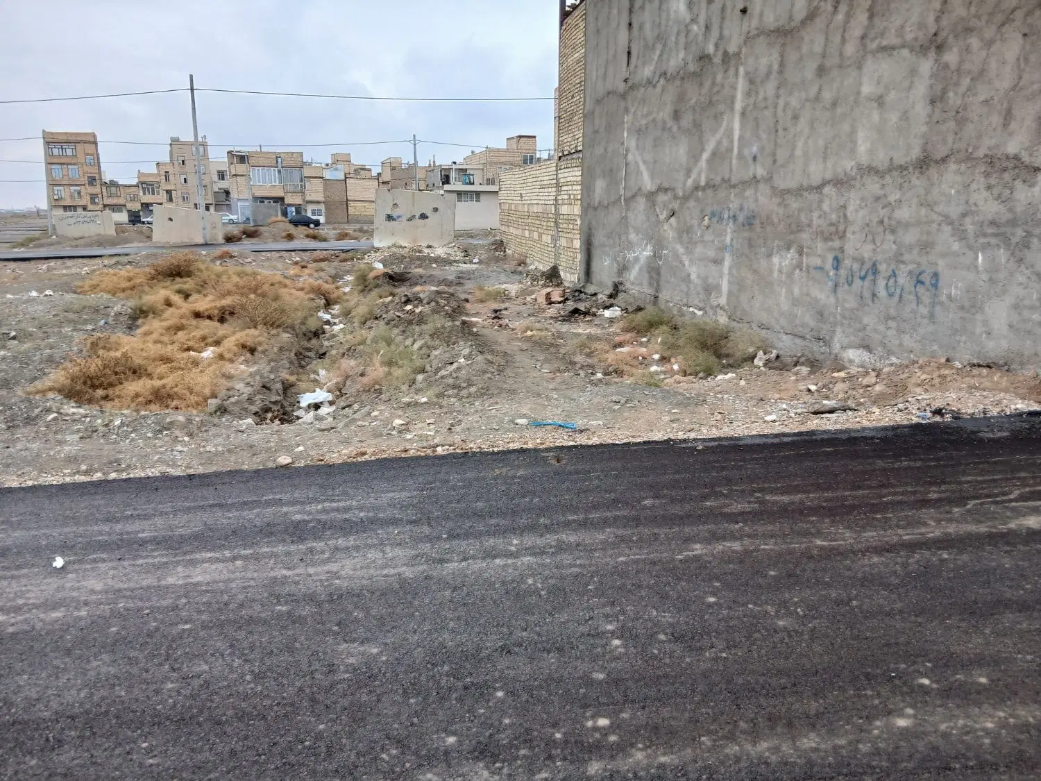 ۱۶۰متر زمین جنب ساختها کسف اقساط