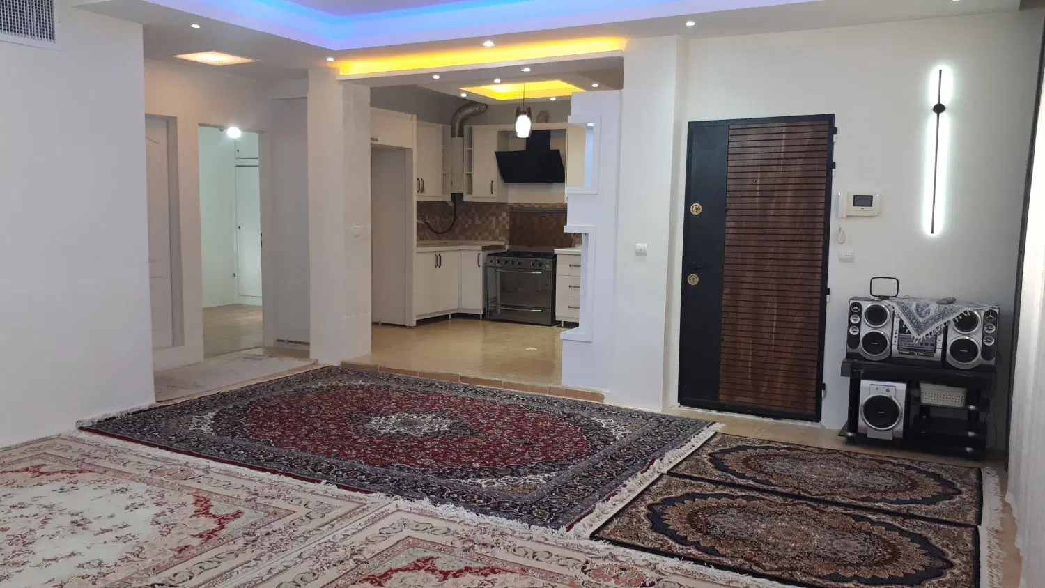 اجاره طبقه اول ، از دوطبقه ویلایی