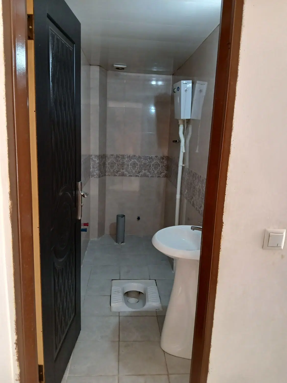 رهن و اجاره همکف حیاط اختصاصی