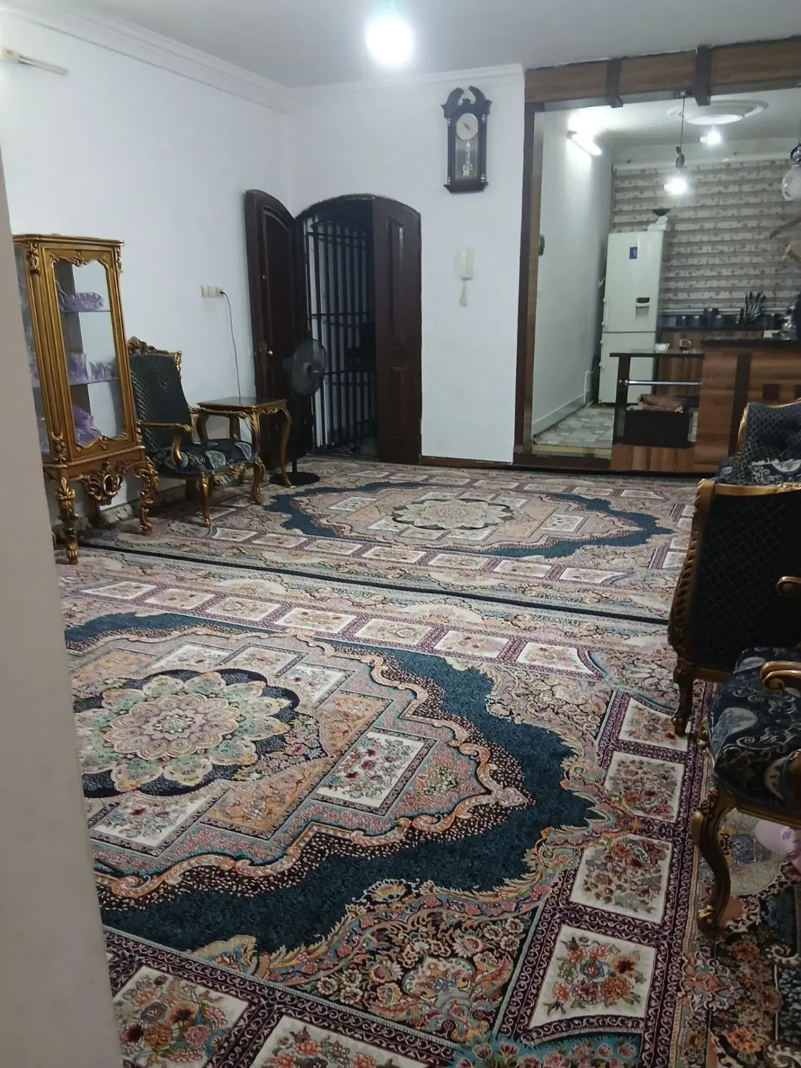 اپارتمان  شهیدان سلامی ۱۹