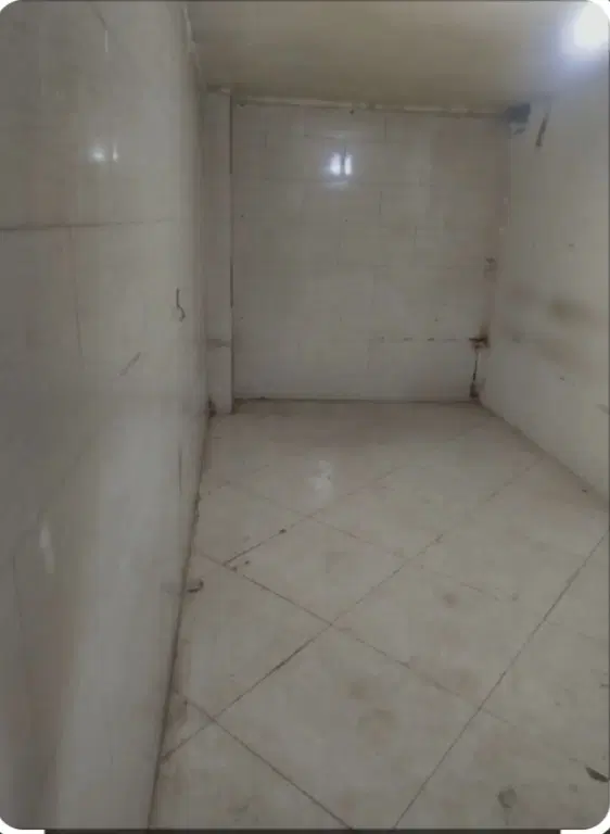 مغازه سه راهی