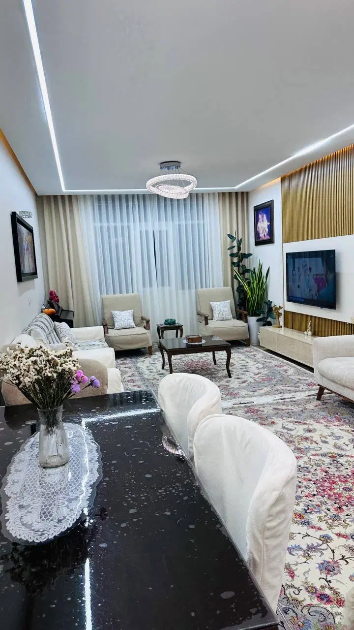 ۸۰ متر بی همتا و باشکوه _دنج و خوش‌نور تاپ لوکیشن