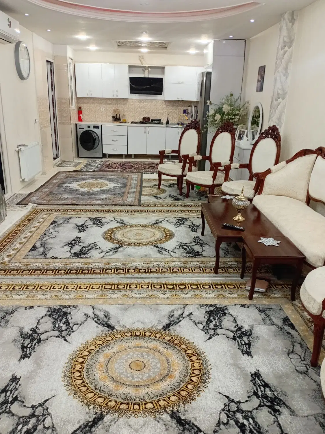 اجاره آپارتمان ۸۰ متری دو خواب
