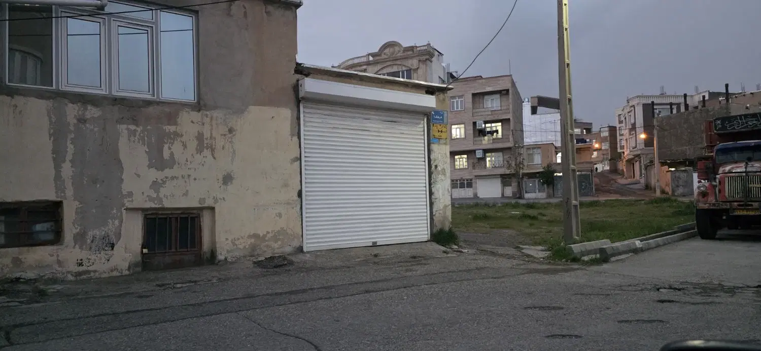 خانه ۲۴۰ متر شاناز