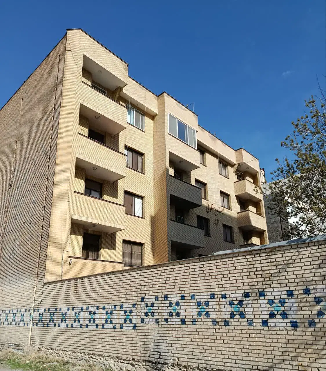آپارتمان ۸۵ متری خوش نقشه عماد خراسانی ۱۷