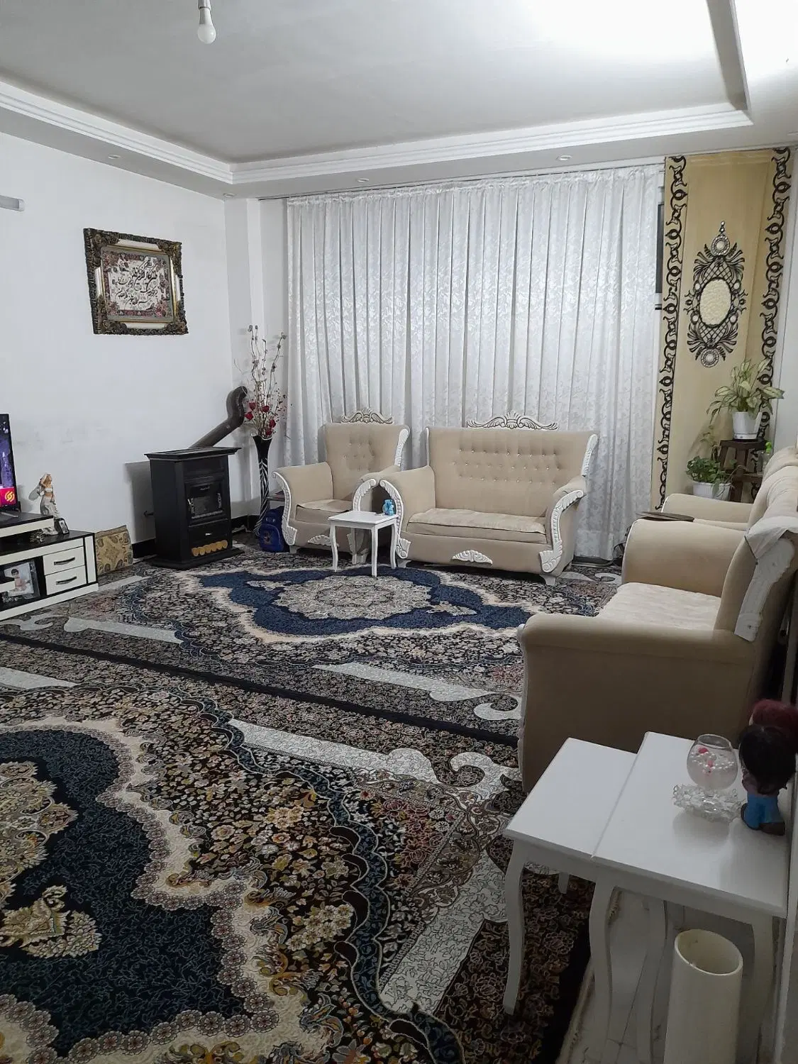 آپارتمان ۷۰متری به قیمت کارشناس طبقه هم کف