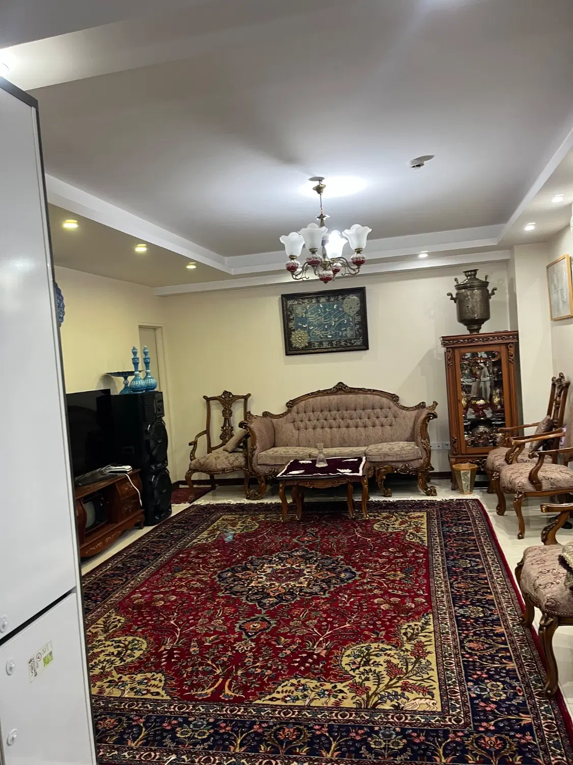 ۷۰متر دوخوابه بالکن انباری