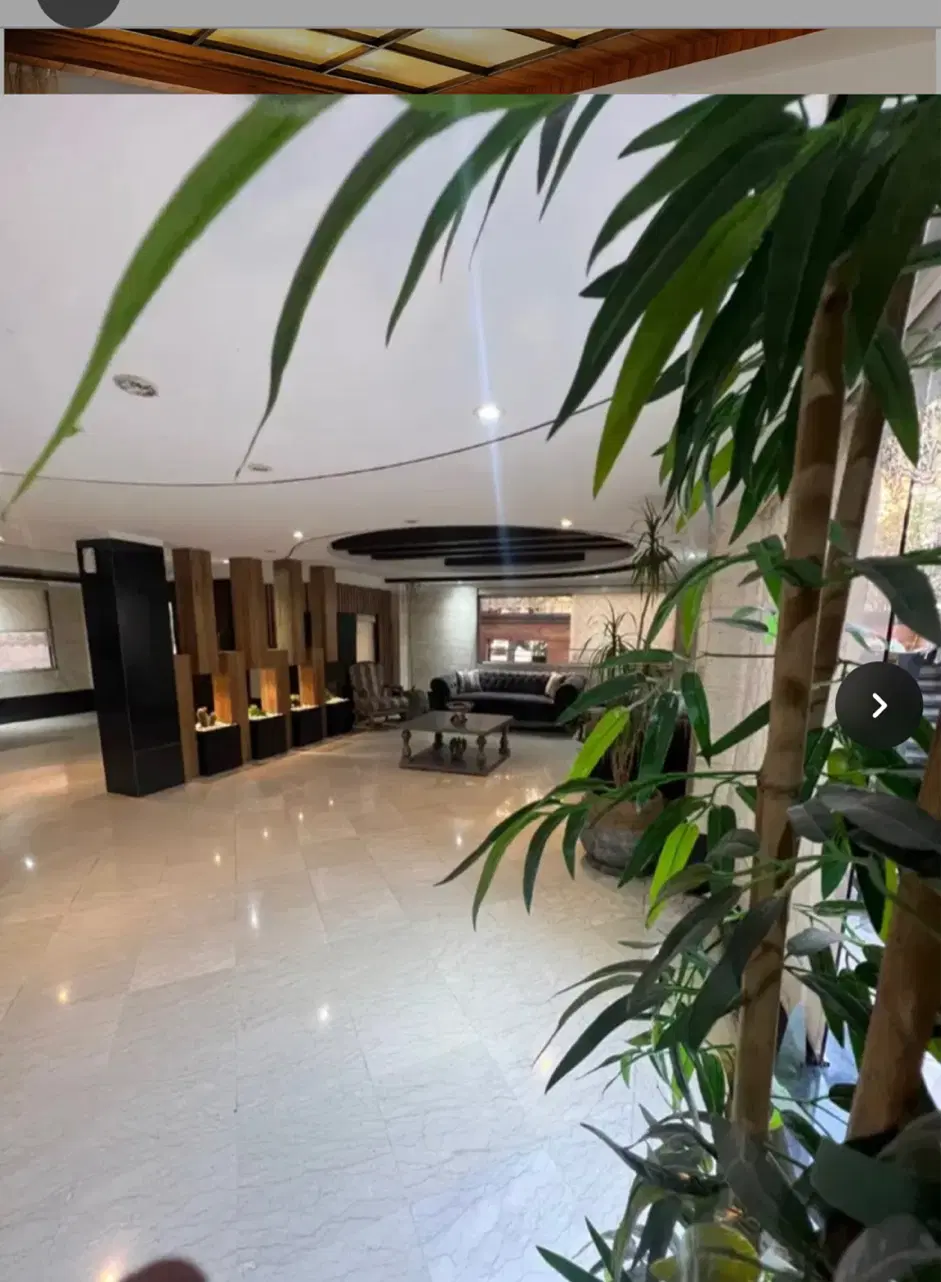 آپارتمان برج باغ ۳طرف نورگیر جکوزی سالن اجتماعات