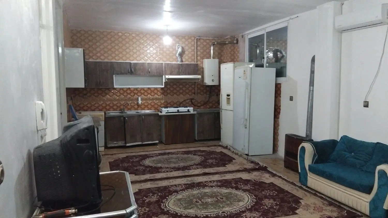 اجاره روزانه یک واحد طبقه اول