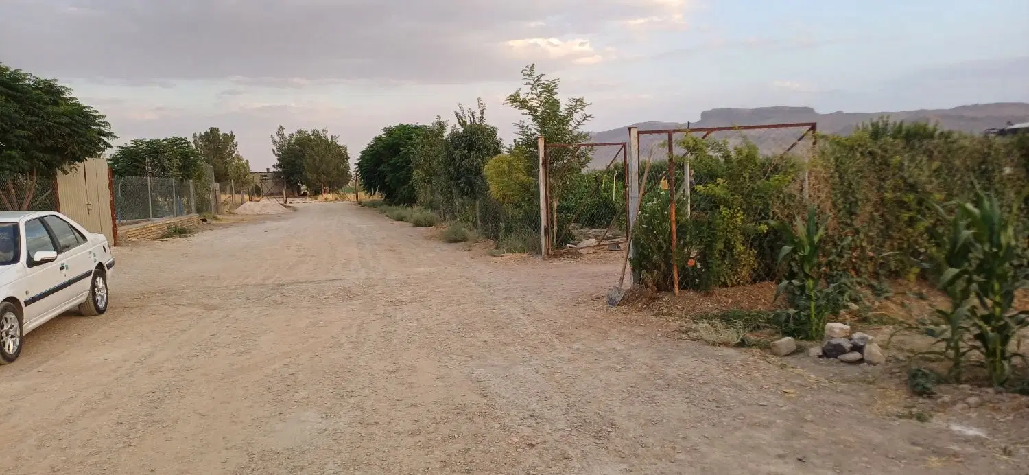 زمین باغی شهری ۱۲۰۰ متری همراه آب دائم
