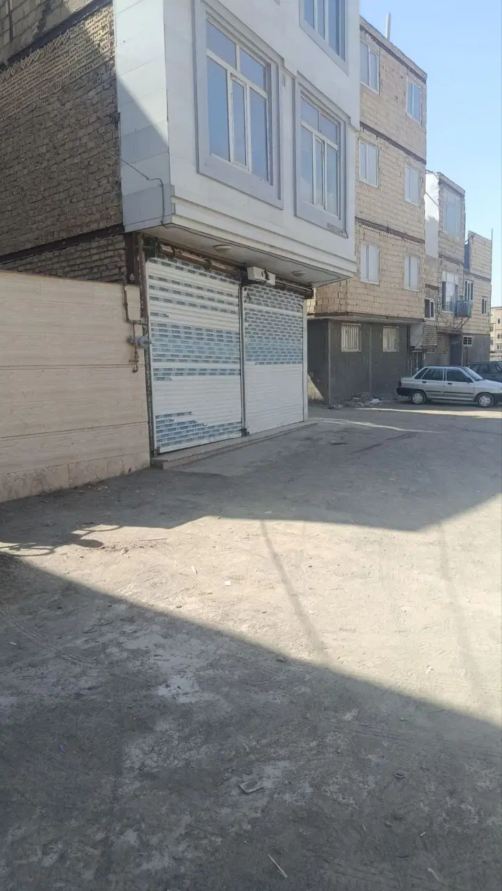 اجاره مغازه ۳۲ متر دو دهنه