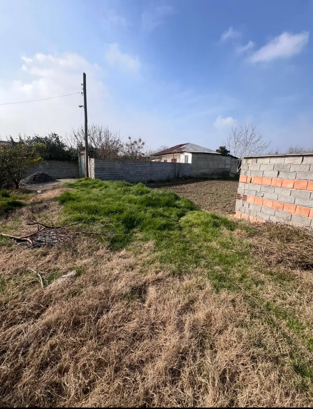 زمین مسکونی