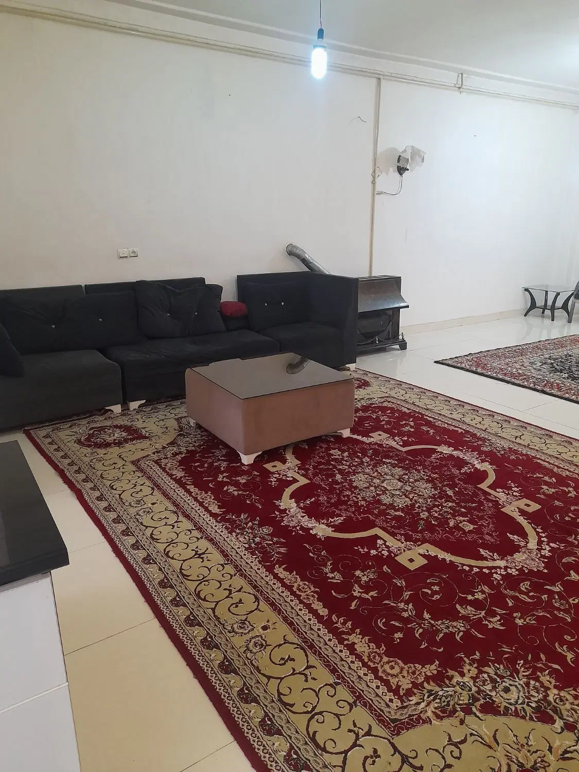 خانه ویلایی دوطبقه جنب پارک شکوفه های زرناس