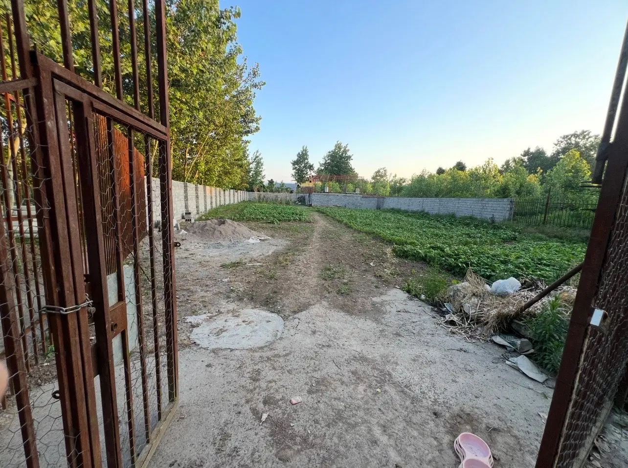 زمین مسکونی و باغی
