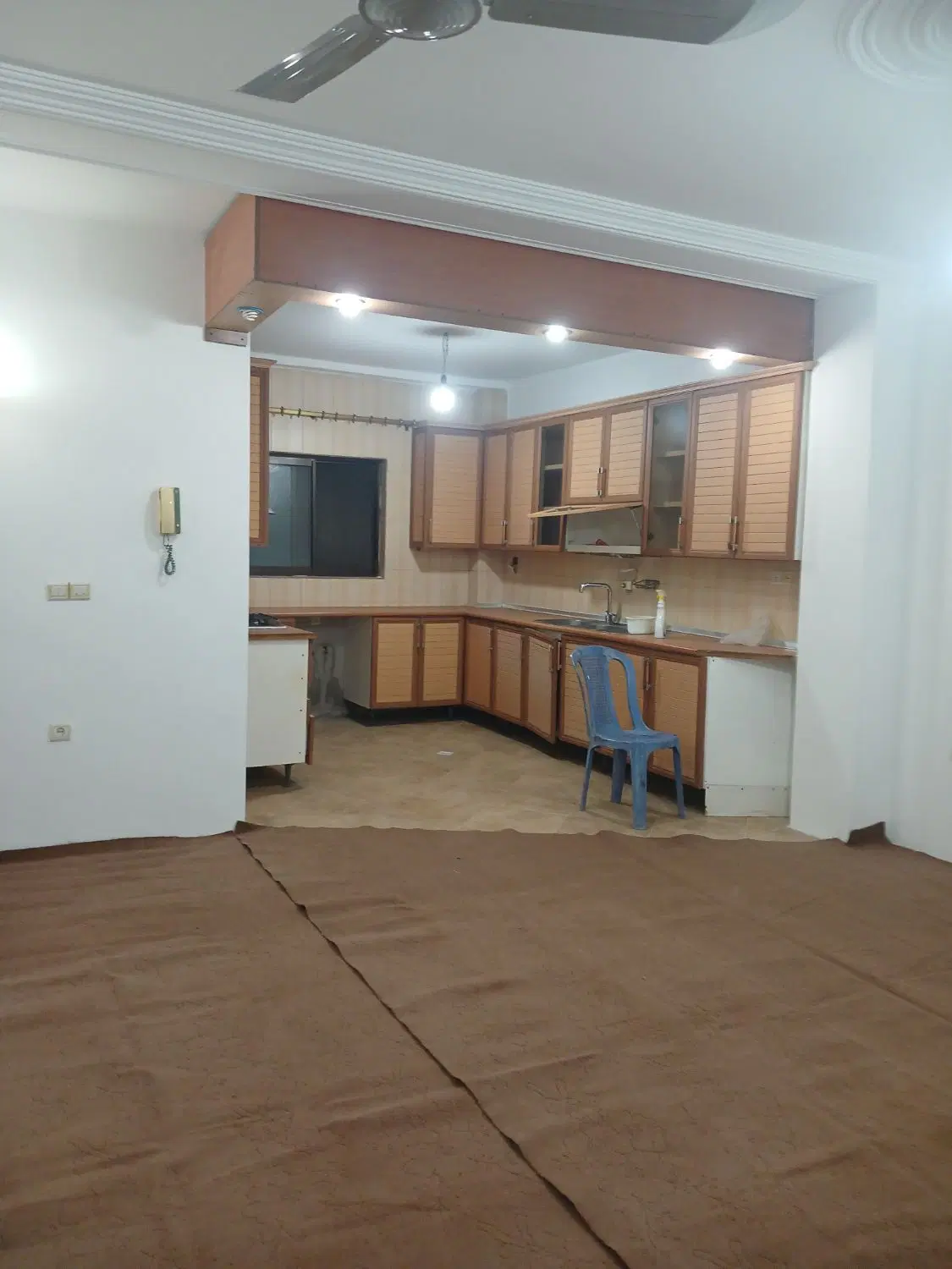 رهن کامل یک واحد آپارتمان مسکونی