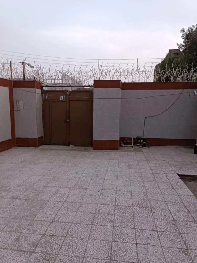 زمین و خانه ویلایی