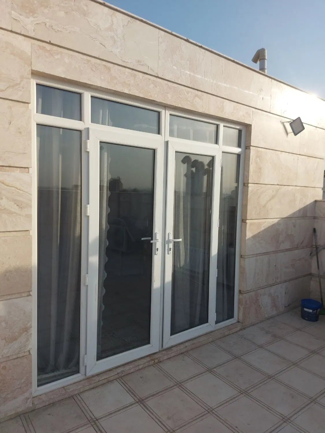 سوئیت آپارتمان اجاره ای با حیاط اختصاصی