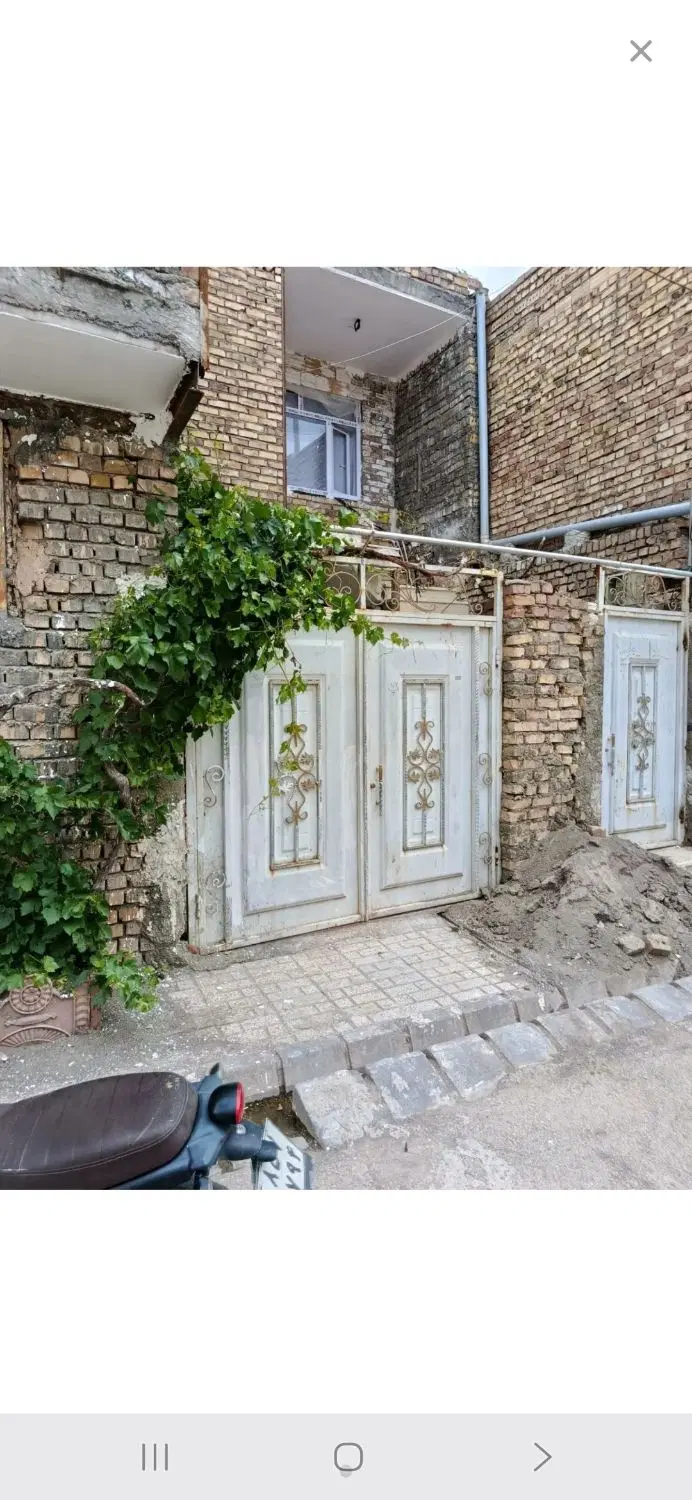 یک باب منزل واقع در حصار