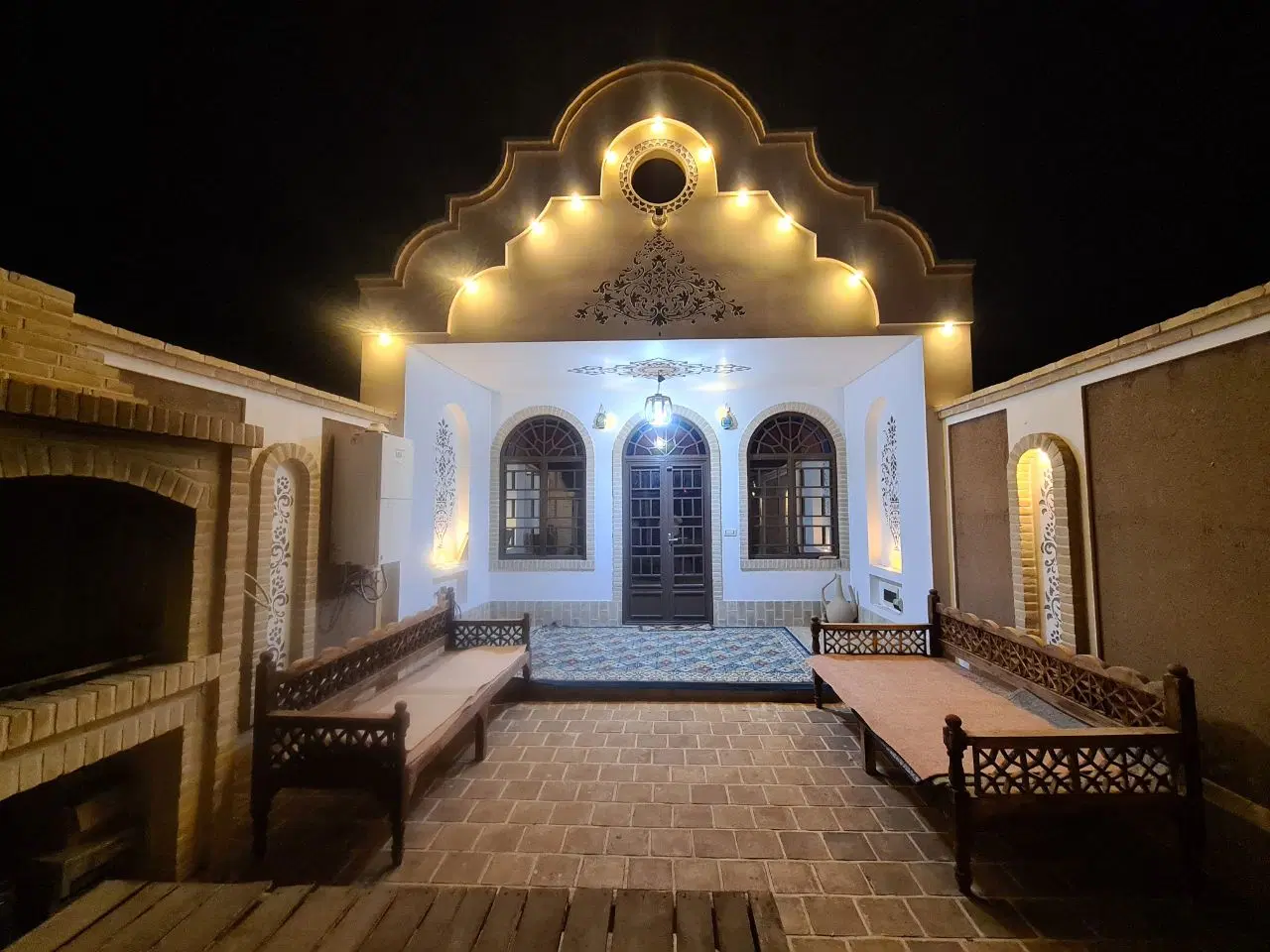 خانه باغ ویلا طرح سنتی خانه تاریخی شهر کاشان