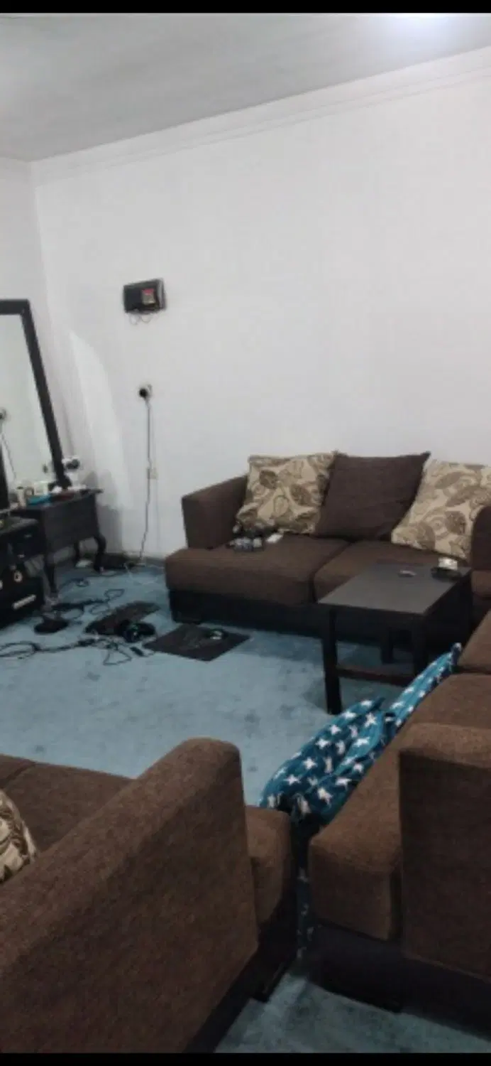 رهن و اجاره آپارتمان عاشوری