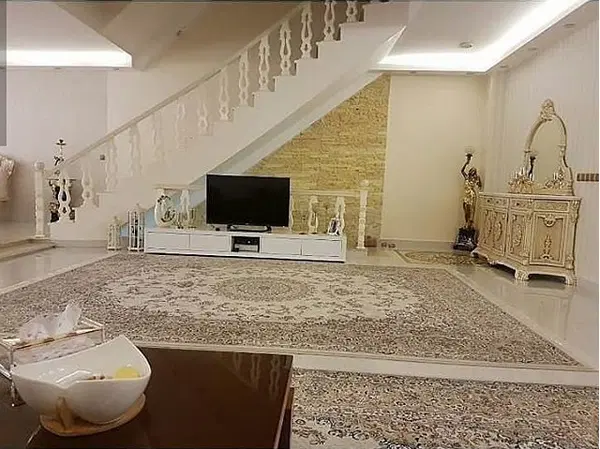 همخانه