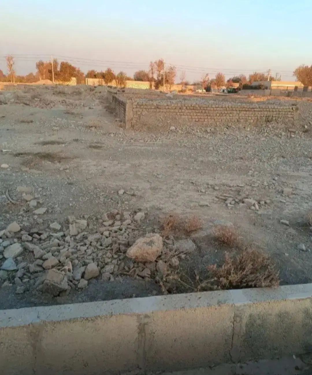 زمین 100 متری نور شرقی قابل معاوضه