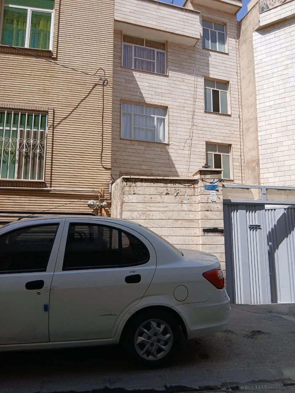 فروش آپارتمان طبقه 2 تکواحدی