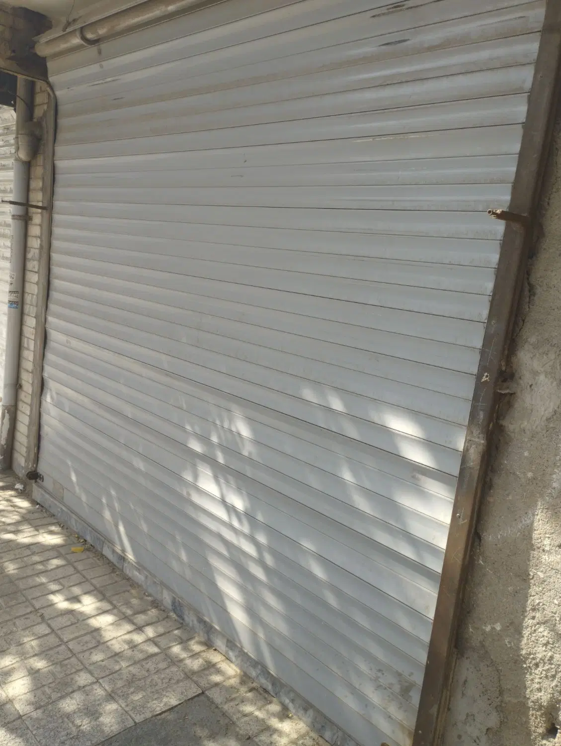 مغازه تجاری 14