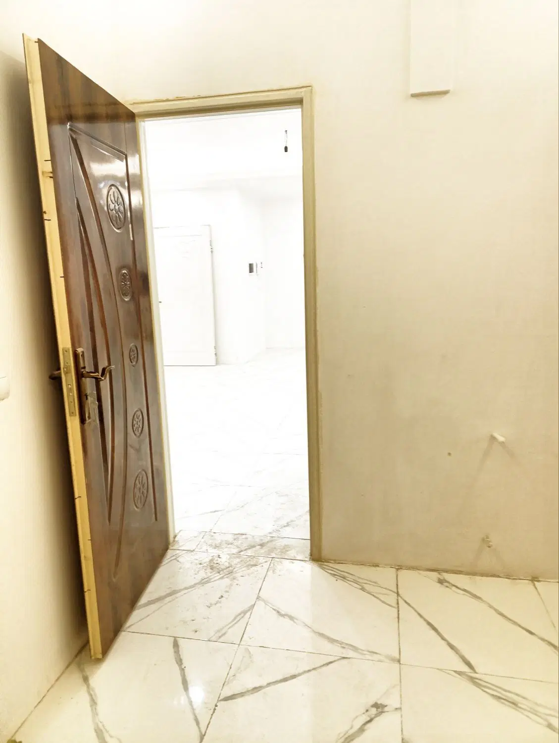واحد 80 متری