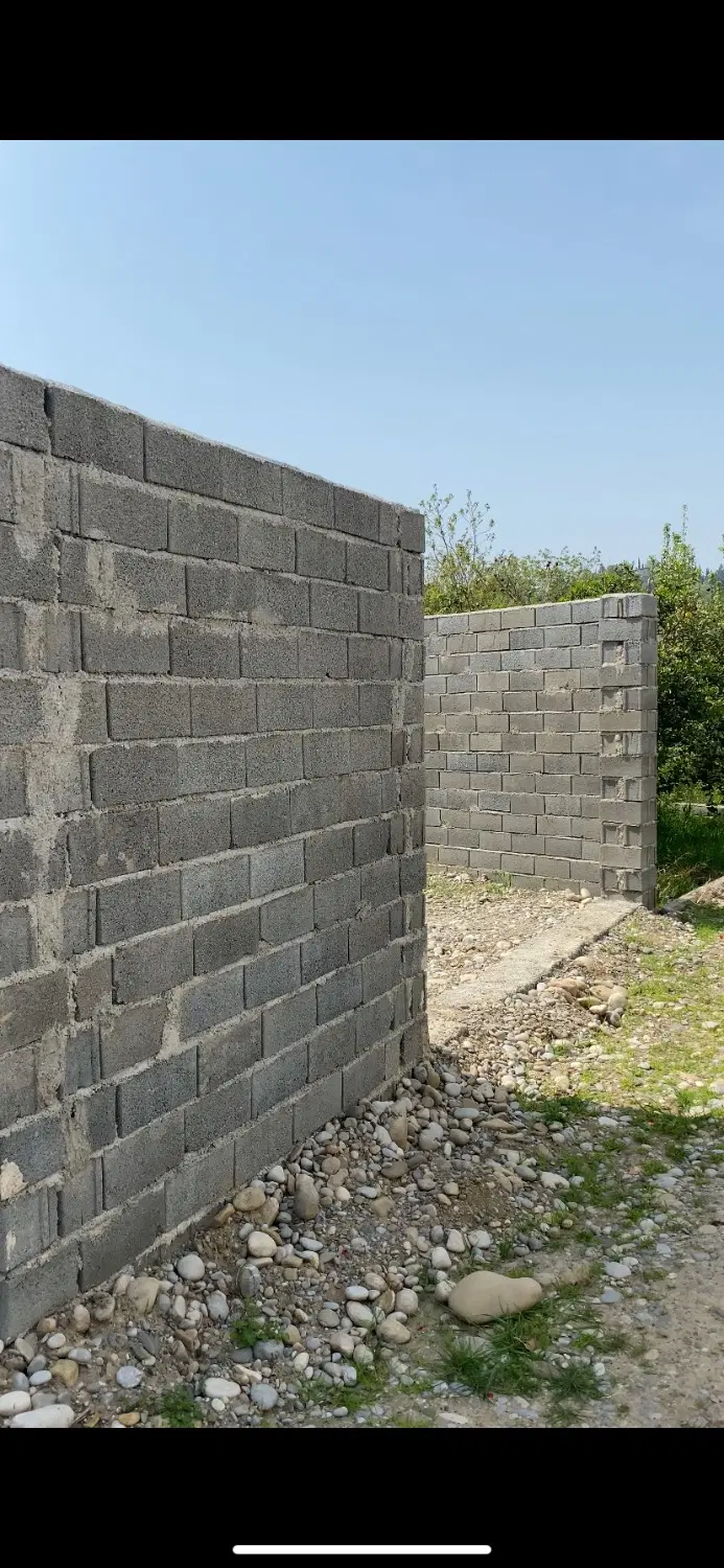 زمین دیوار کشیده شده اماده ساخت