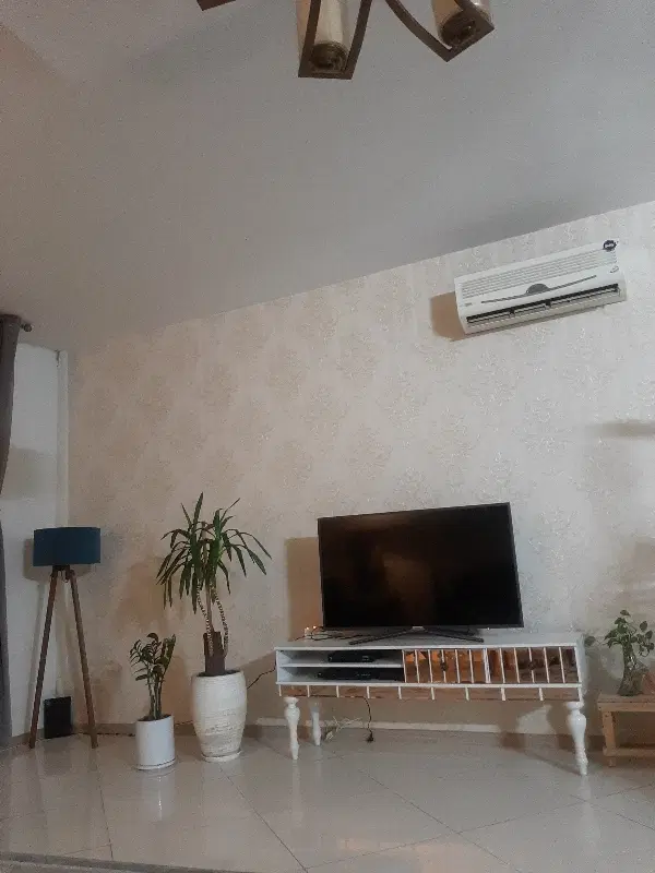 زمین فروشی