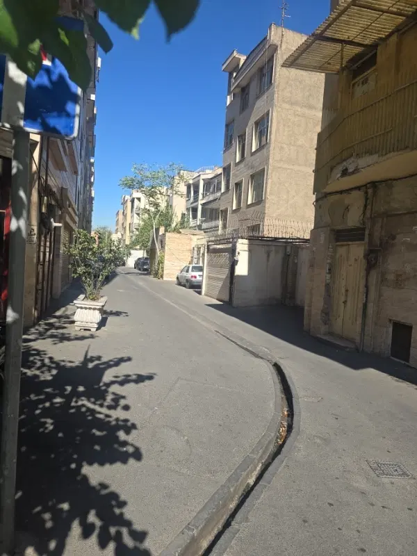 110 متر کلنگی فقط جهت ساخت مترو سرباز