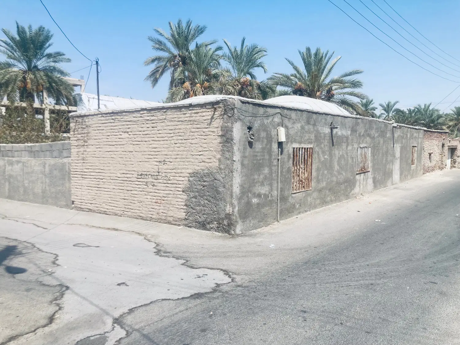 ویلایی دو نبش عنبر اباد